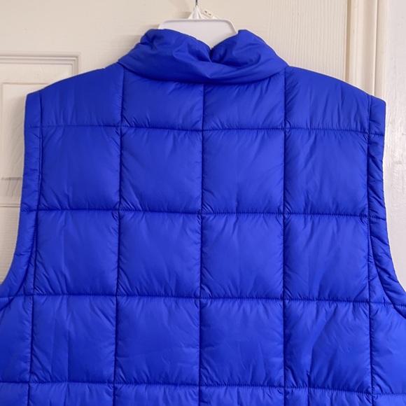 Under Armour Men’s Puffer Vest Jacket - Picture 8 of 9